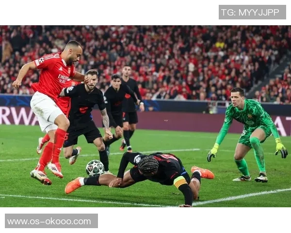 巴萨与尤文图斯激战正酣最终结果揭晓引发球迷热议 巴萨与尤文图斯激战正酣最终结果揭晓引发球迷热议